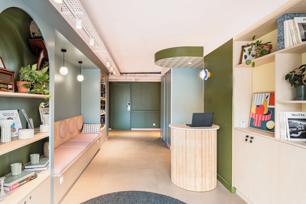 Greet Hotel Prevessin Geneve Aeroport — Ferney Voltaire