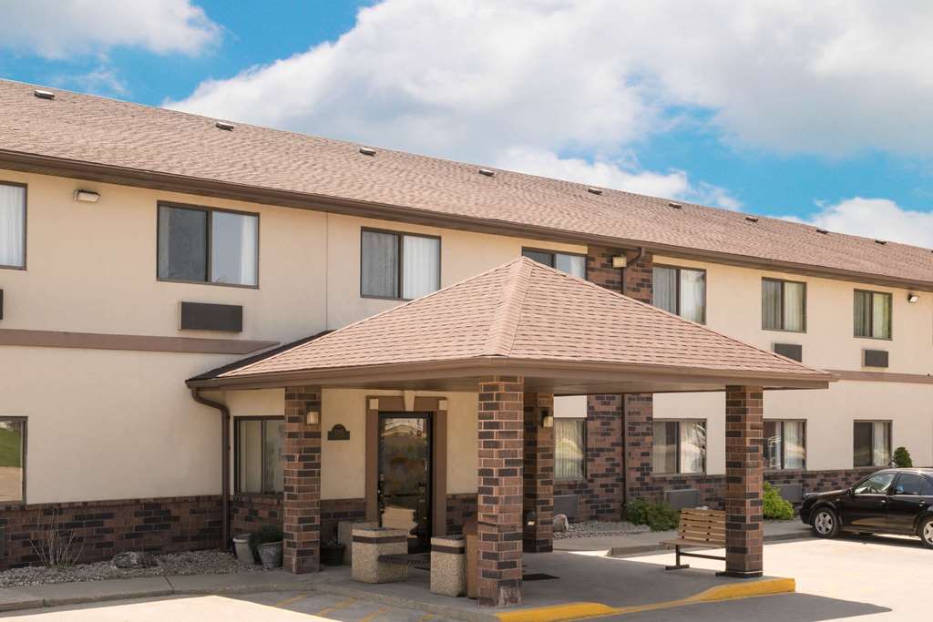 Days Inn By Wyndham Mankato — Mankato