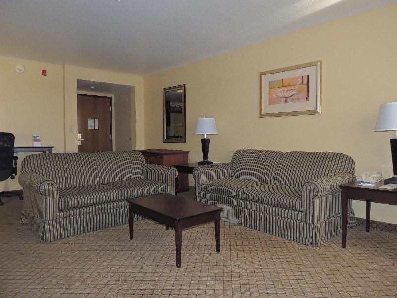 Holiday Inn Express Fallon by IHG - photo 12