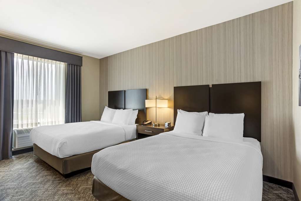 Best Western Plus Philadelphia Pennsauken Hotel - photo 18