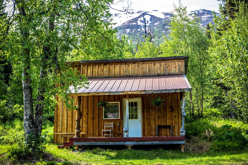 Midnight Sun Log Cabins - photo 37