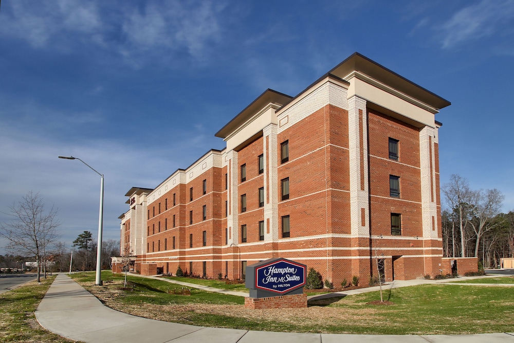 Hampton Inn & Suites Knightdale Raleigh - photo 64
