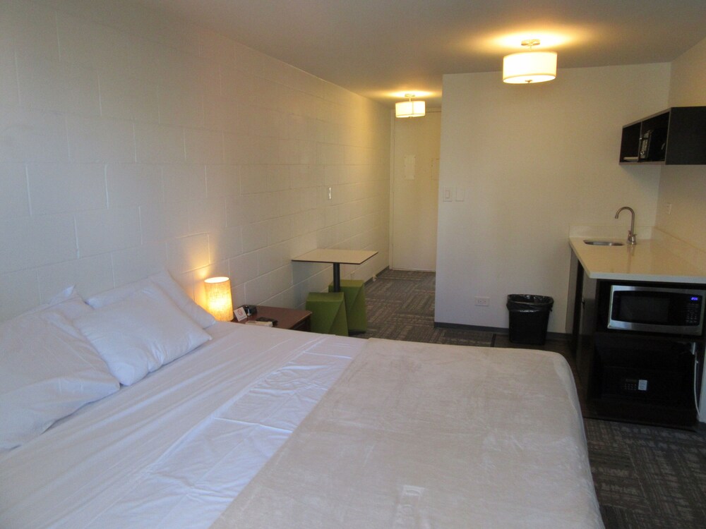 Waikiki Central Hotel - photo 15