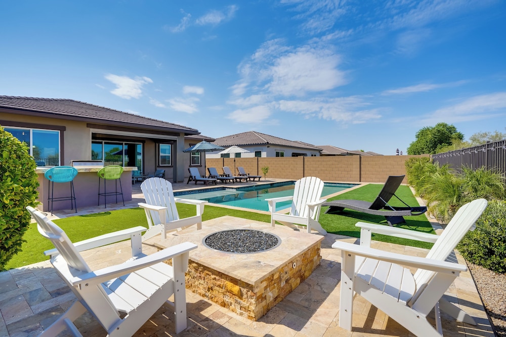 6 Mi to Luke AFB Oasis with Private Pool — hotel in Litchfield Park