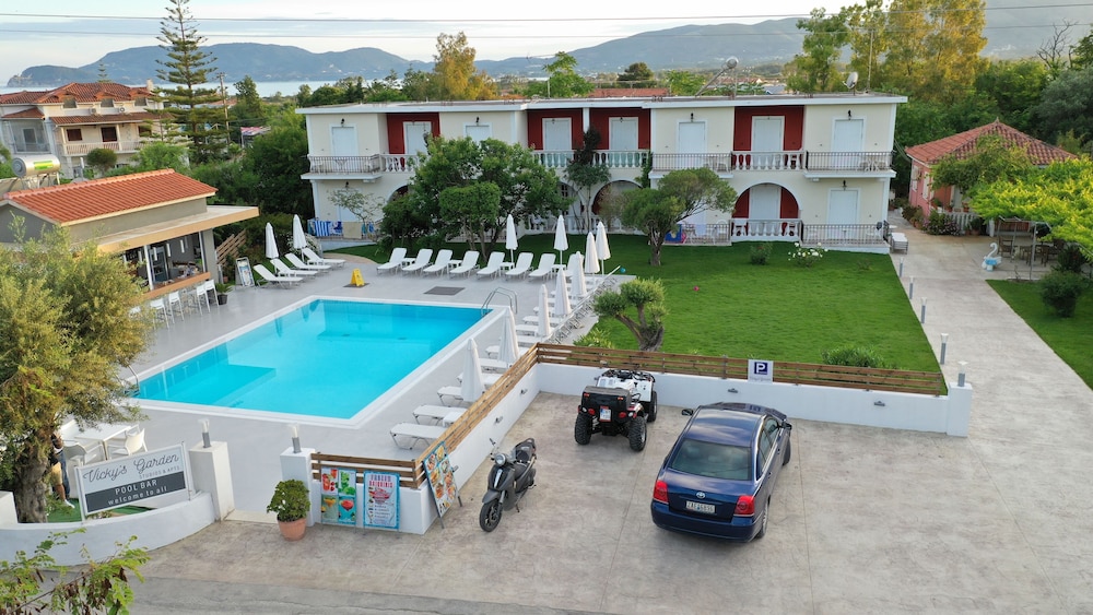 Vicky's Garden - carbon neutral hotel in Zakynthos