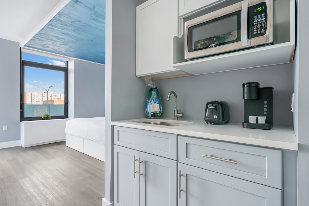 Global Luxury Suites at The Arches - photo 64