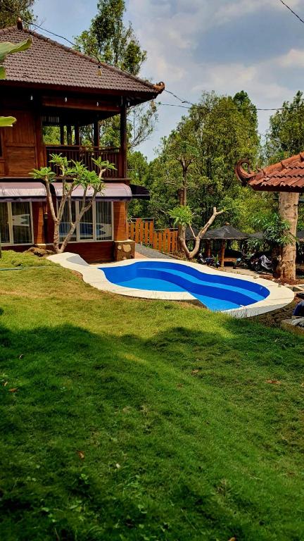 NK Villa Syariah And Cafe Prigen — 5-Star Luxury Hotel in Pasuruan, Indonesia