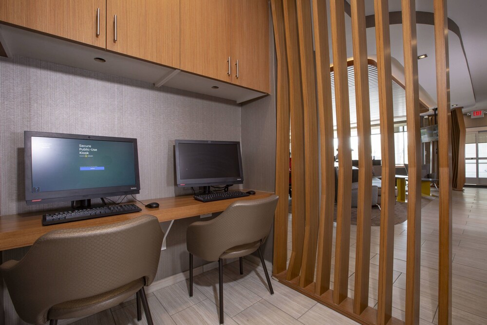 SpringHill Suites by Marriott Newark Downtown - photo 19