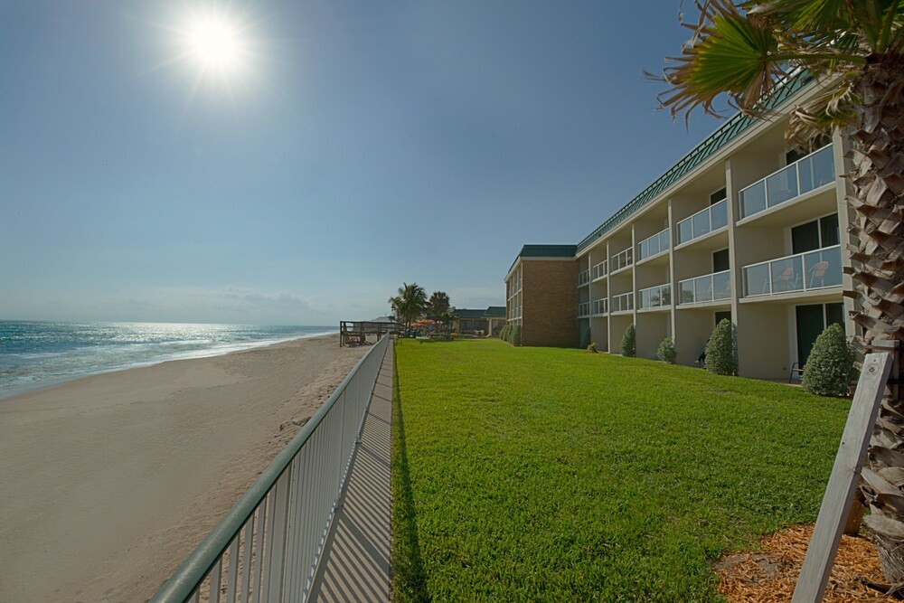 Ocean Breeze Inn Vero Beach - photo 35