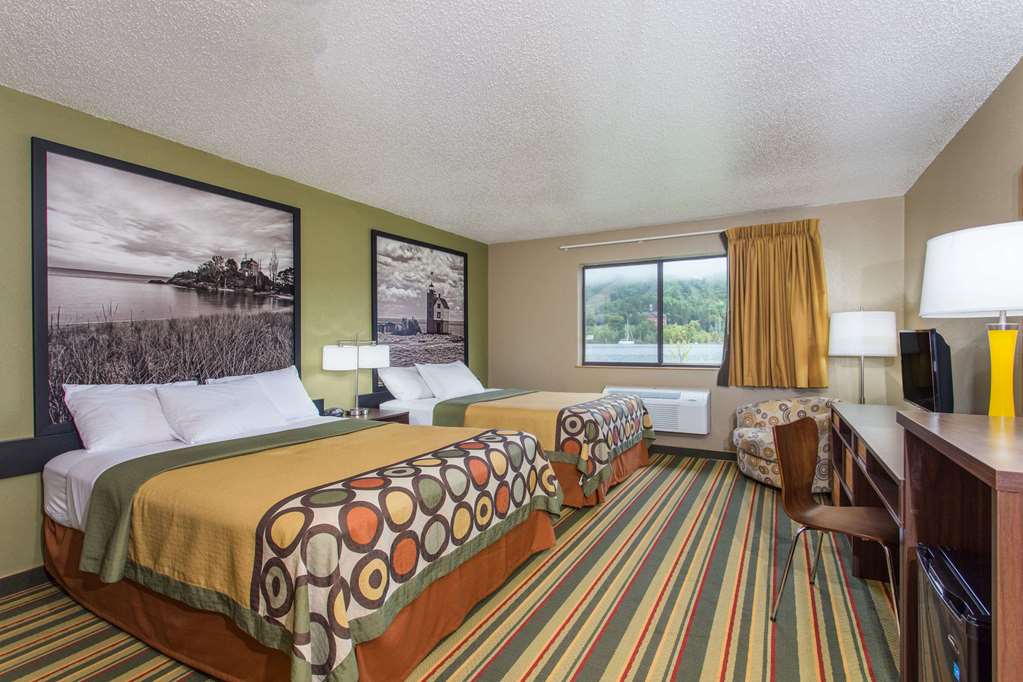 Super 8 by Wyndham Houghton - photo 15
