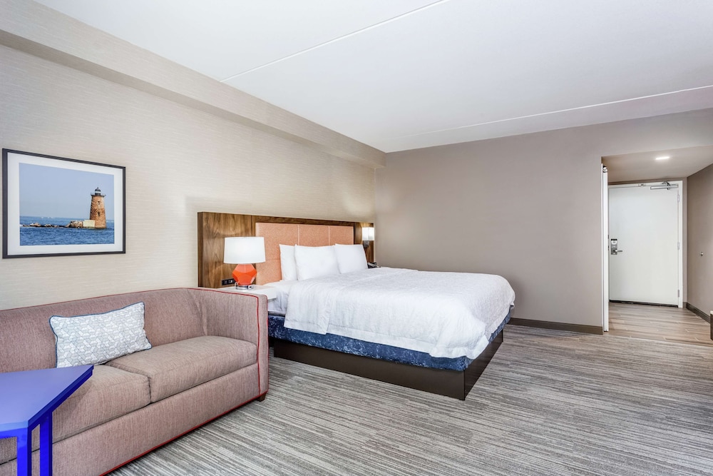 Hampton Inn & Suites Kittery Portsmouth - photo 21
