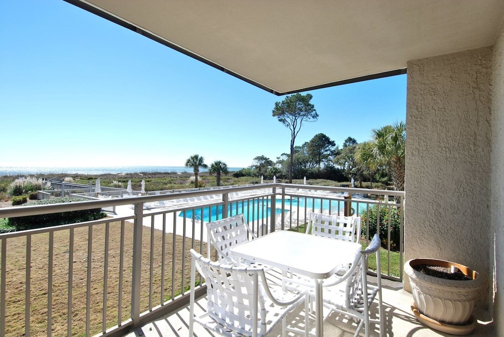Hilton Head Beach Villas — 4-Star Luxury Hotel in Hilton Head Island, United States