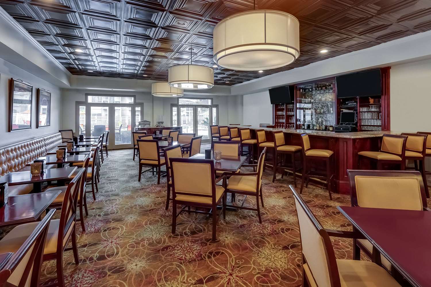 Richmond Inn and Suites Baton Rouge College Drive - photo 4