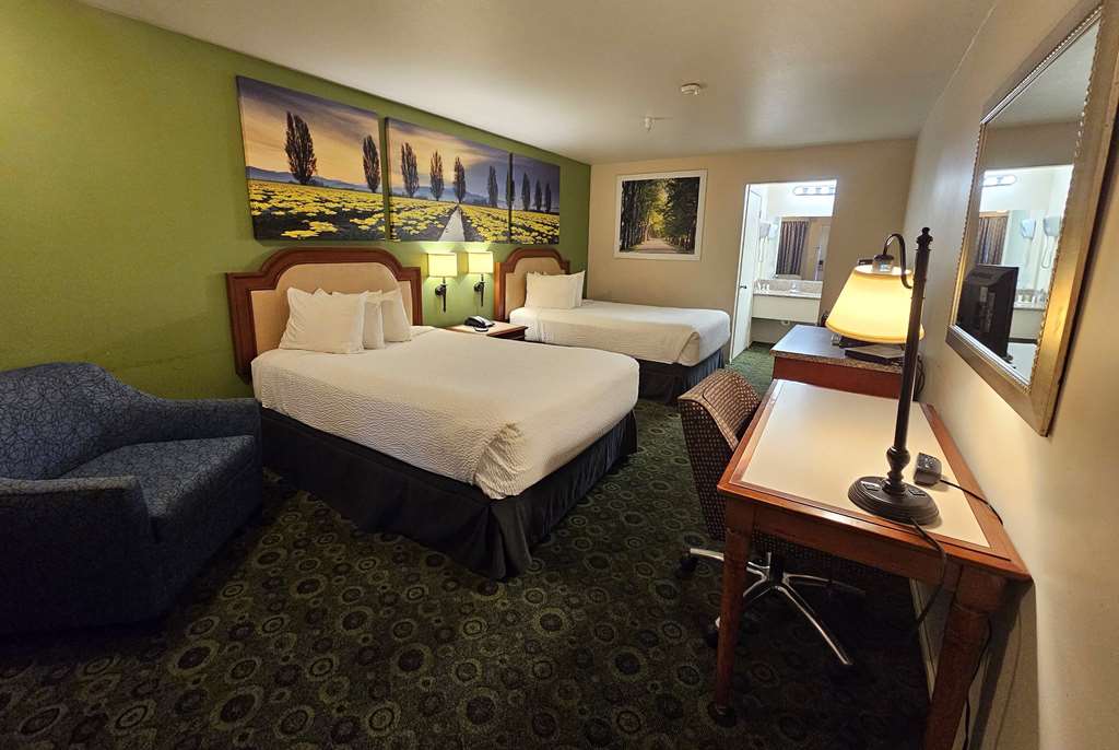 Days Inn by Wyndham Westley - photo 18