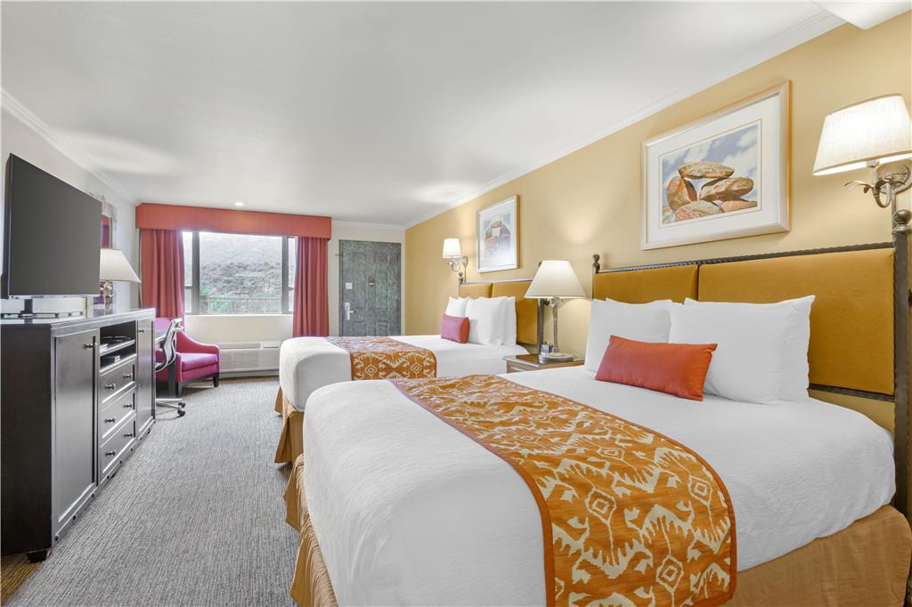 Best Western Plus Arroyo Roble Hotel & Creekside Villas - photo 46