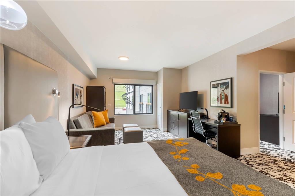 Cambria Hotel Copper Mountain - photo 36