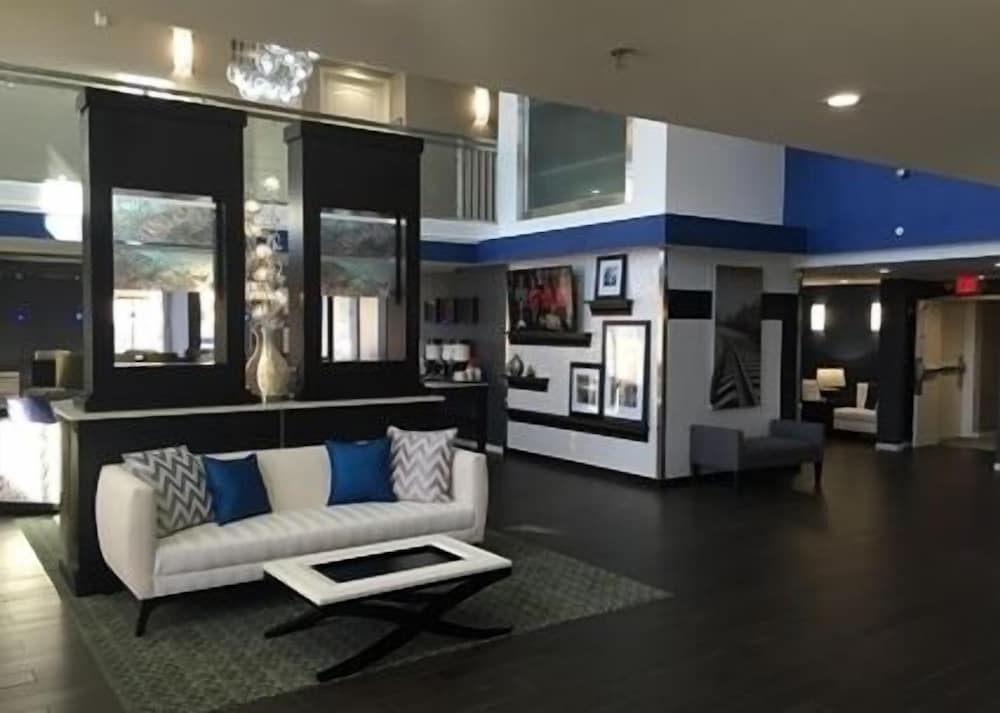 Hampton Inn Norcross - photo 2