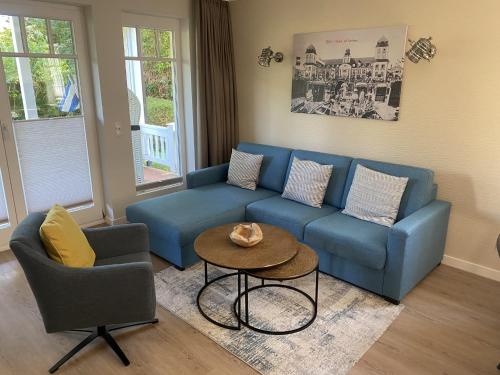 Dünenpark Binz Komfortplus Ferienwohnung mit 1 Schlafzimmer und Terrasse im Erdgeschoss 050 — 4-Star Luxury Hotel in Ostseebad Binz, Germany