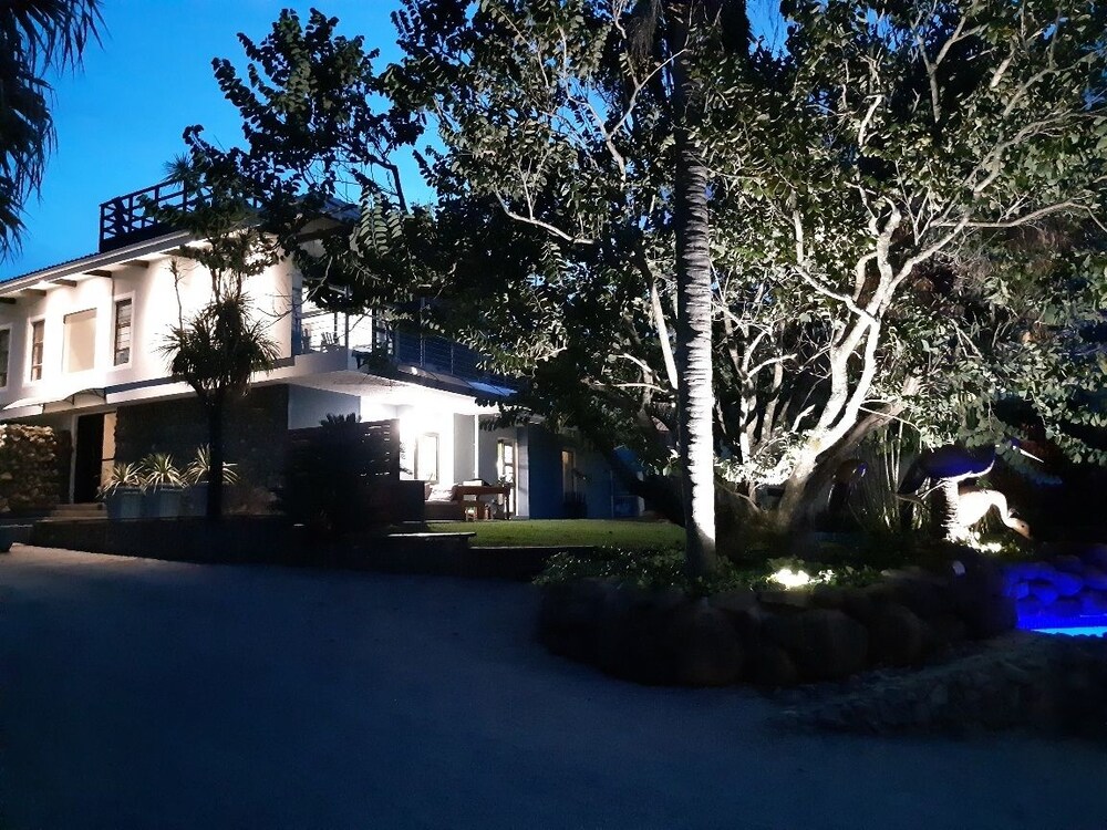 The Hillcrest Guesthouse — 4-Star Luxury Hotel in East London, South Africa