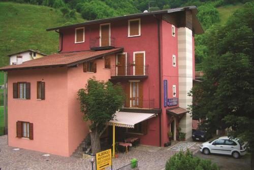 Albergo Belvedere — hotel in Collio