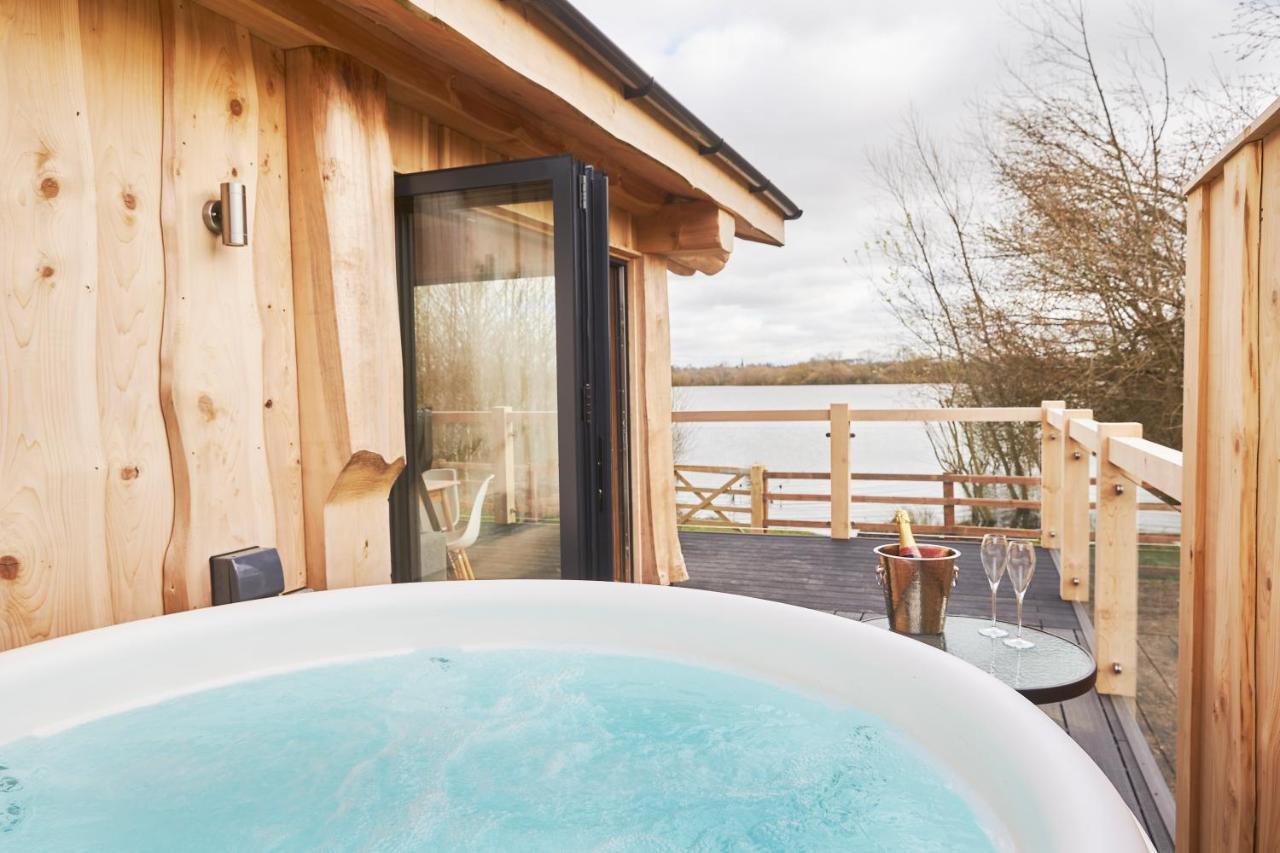 Waters Edge Retreat - last minute hotel in Northampton