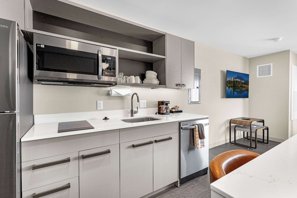 Homewood Suites by Hilton Colorado Springs Airport - photo 11