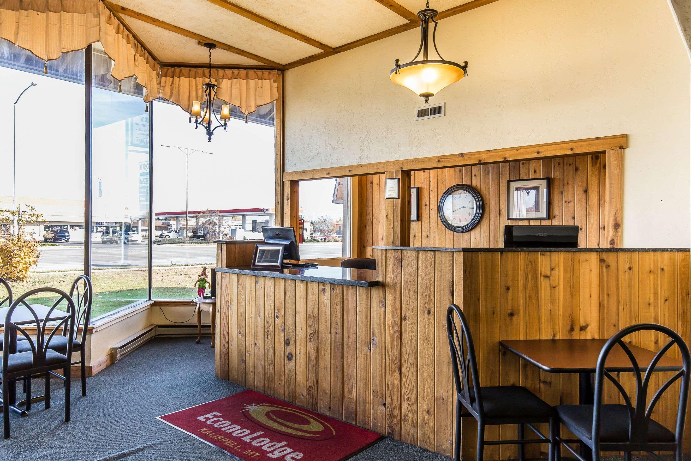 Econo Lodge Inn & Suites Kalispell Glacier National Park Gateway - photo 14
