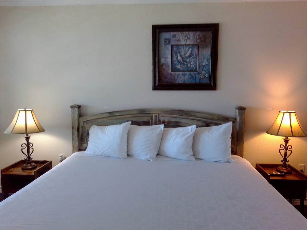 The Suites at Marina Bay - photo 32
