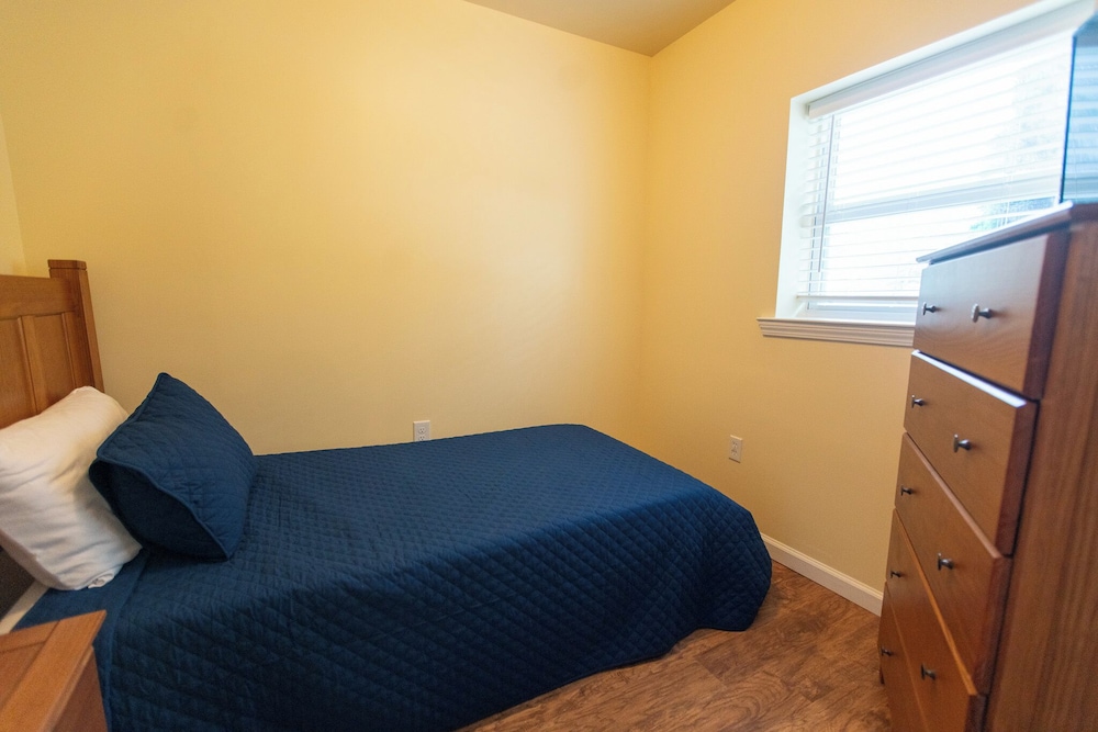 Howard's Creek Inn - photo 15