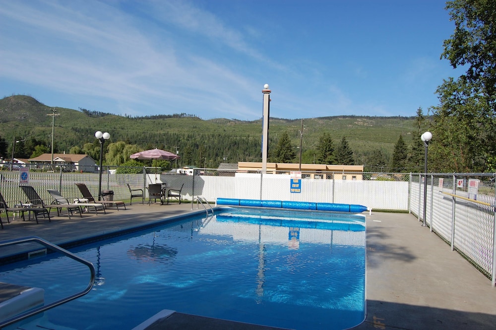 Monte Carlo Motel — hotel in Thompson