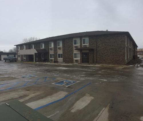 Travelodge by Wyndham Dickinson - featured photo