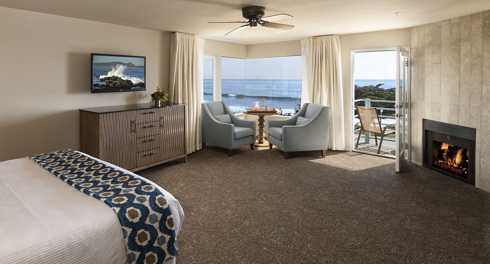 Cambria Landing Inn & Suites - photo 5