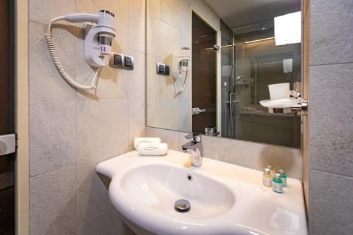 Hotel & Relax Zone Cattleya in Lovech, Bulgaria