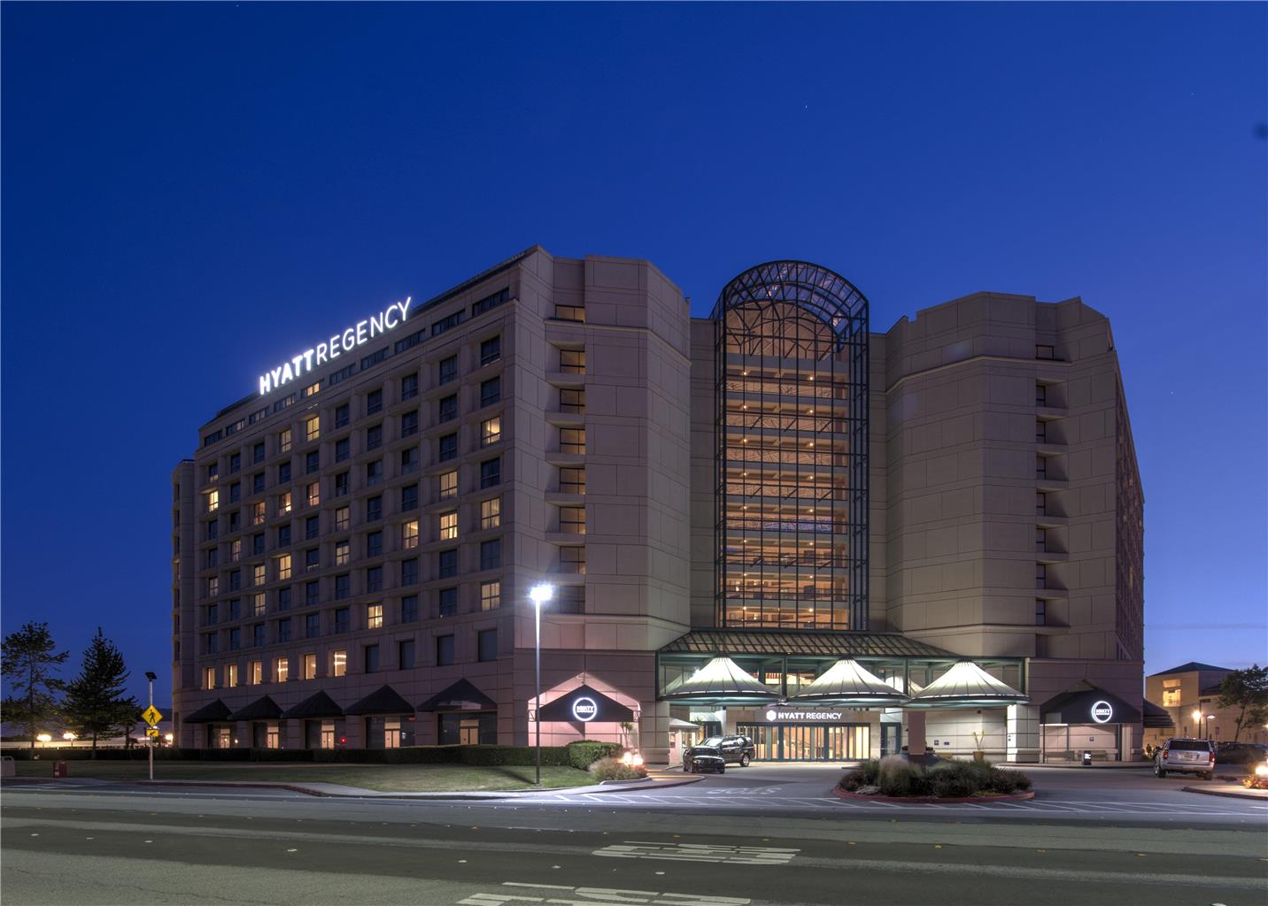 Hyatt Regency San Francisco Airport — 4-Star Luxury Hotel in Burlingame, United States