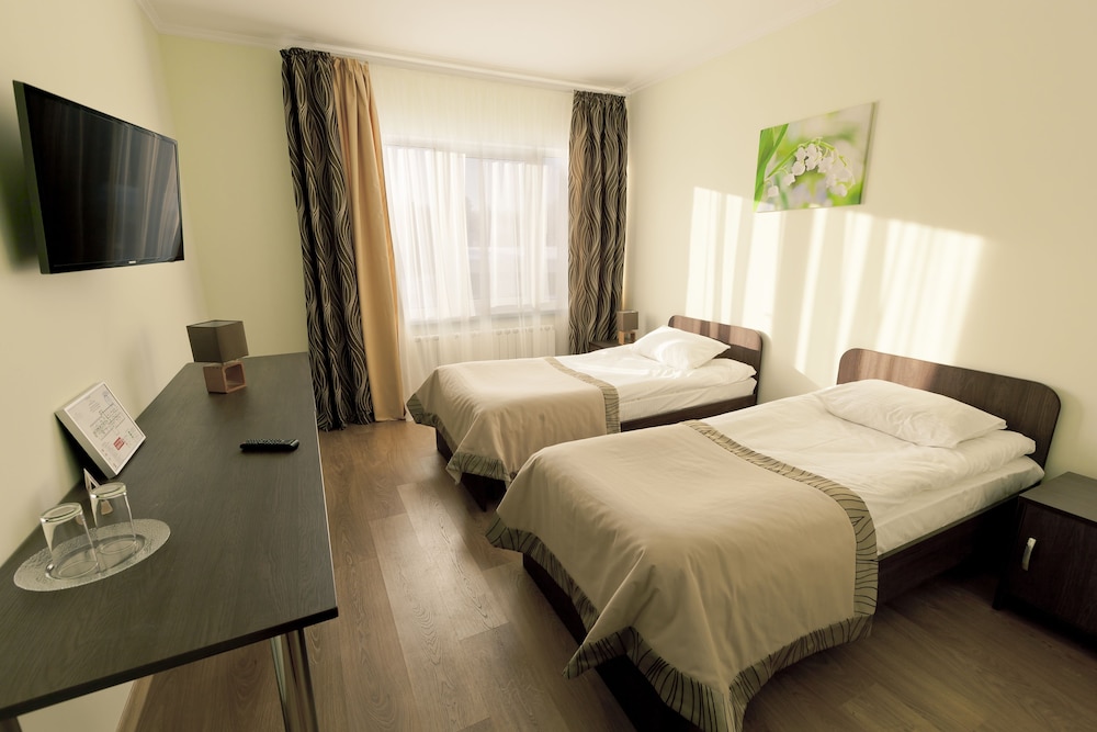 Russian seasons Park hotel Peresvet — 4-Star Luxury Hotel in Peresvet, Russia