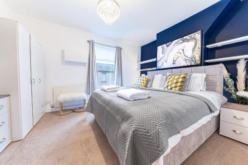 King Bed Comfy City House — 4-Star Luxury Hotel in Barrow In Furness, United Kingdom