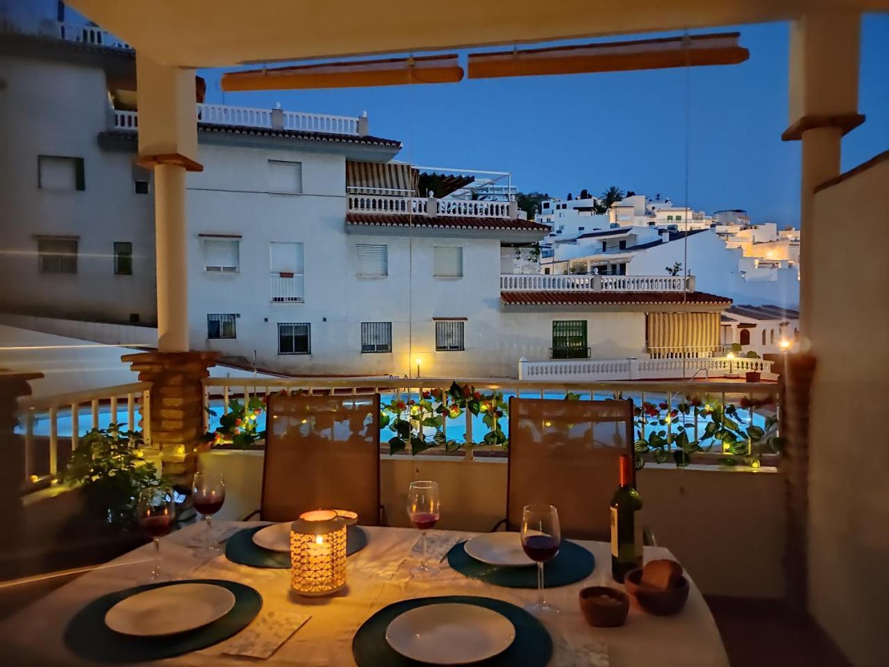 Apartamento Oasis — 4-Star Luxury Hotel in La Herradura, Spain