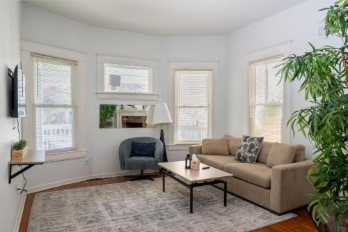 Spacious 2 Bed Apt in Atlanta near Piedmont Park — 4-Star Luxury Hotel in Atlanta, United States
