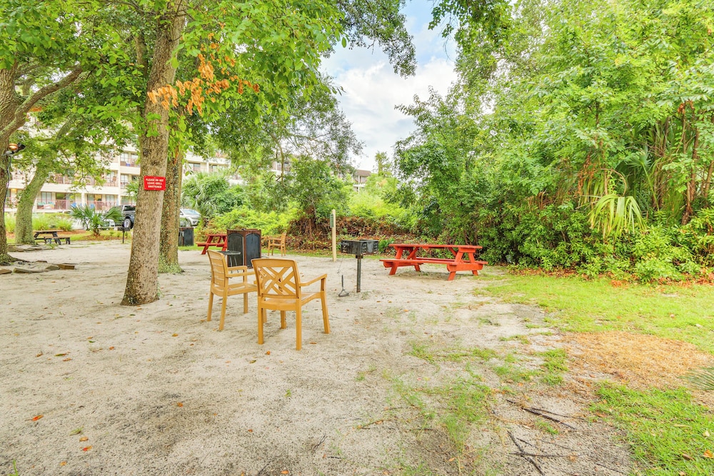 Walk to Beach: Resort Perks at Hilton Head Condo - photo 28
