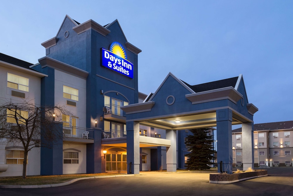 Days Inn Suites By Wyndham Brooks — Brooks