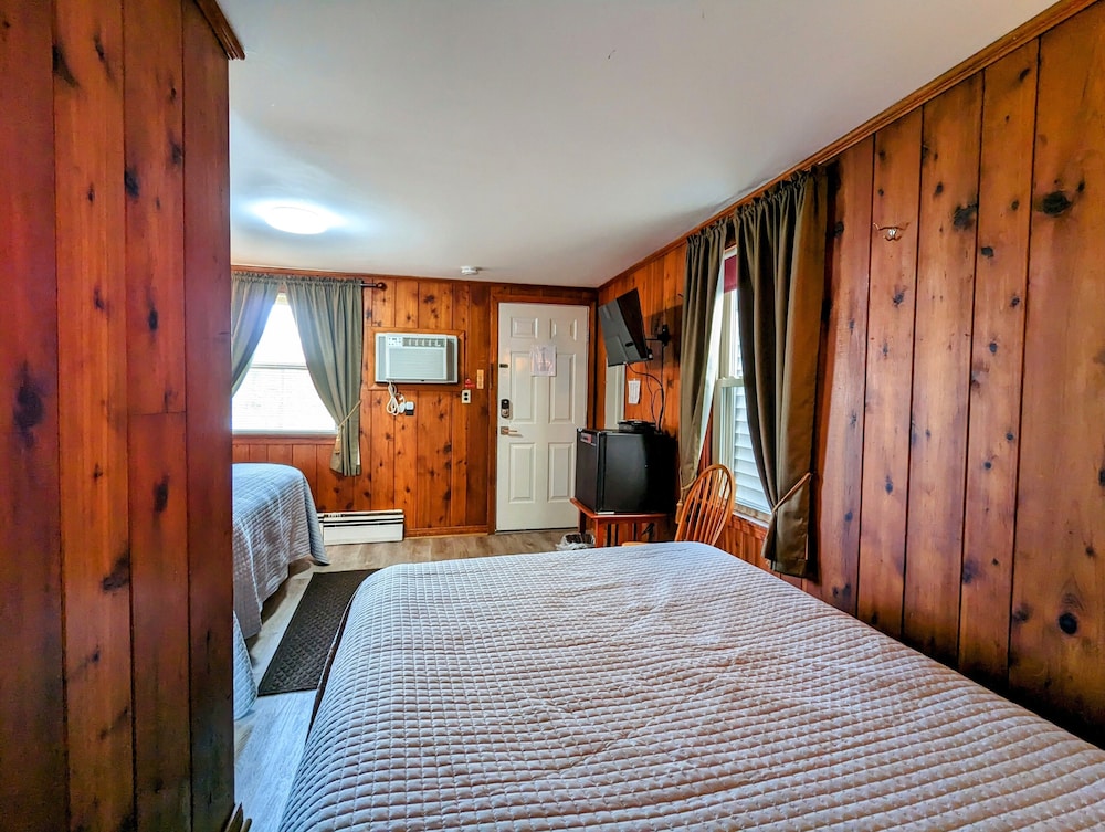Riverside Motel - photo 60