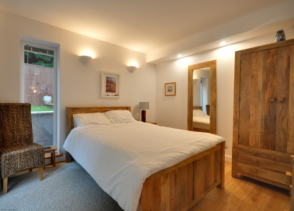 Chine Hideaway in Bournemouth, United Kingdom