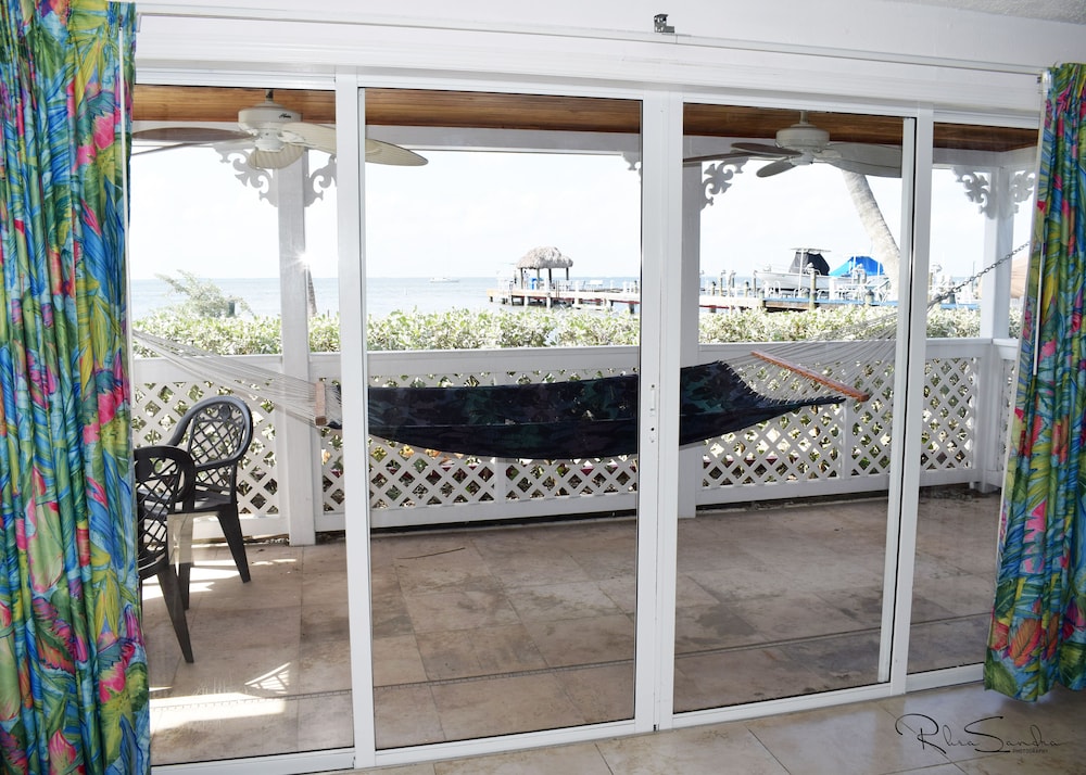 Amoray Dive Resort - photo 17