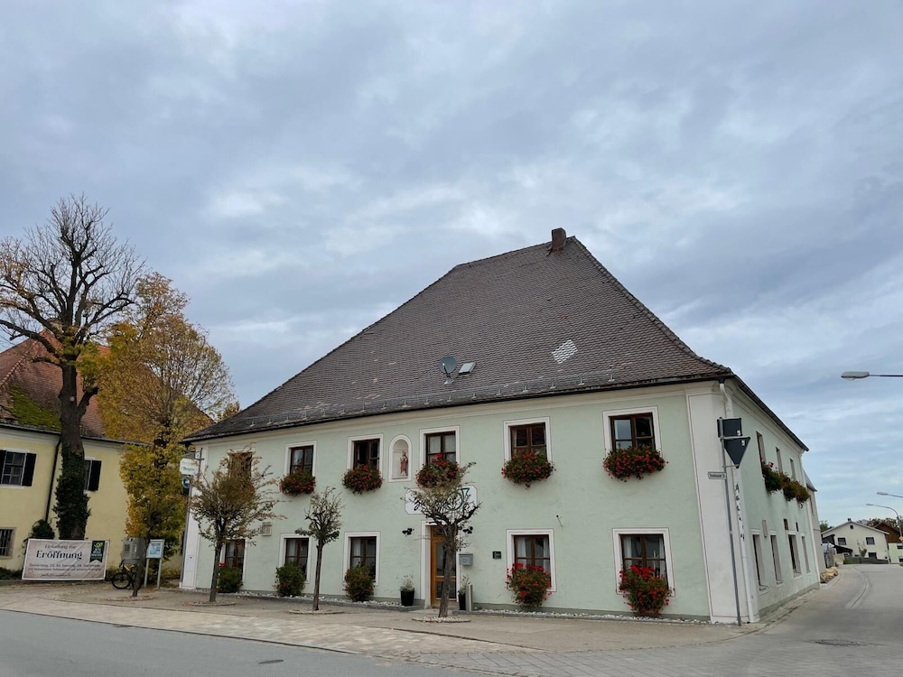 Zum Posthalter - carbon neutral hotel in Hemau