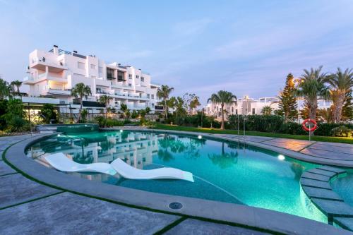 Luxury apartment Bali Resort Complex in Torrevieja, Spain