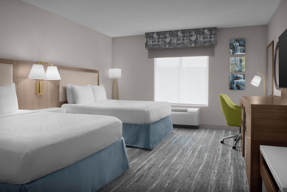 Hampton Inn Ithaca - photo 17