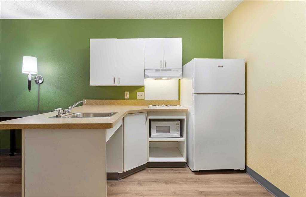 Extended Stay America Suites Houston NASA Johnson Space Ctr - photo 37
