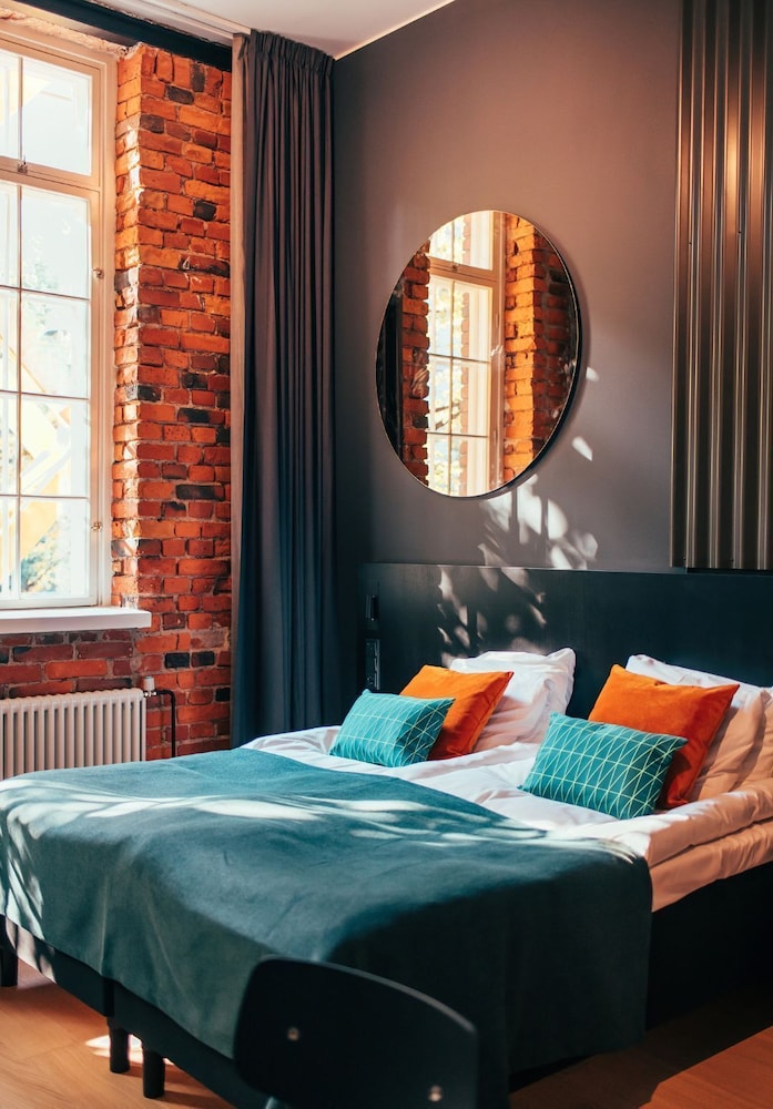 The Folks Hotel Konepaja — 4-Star Luxury Hotel in Helsinki, Finland