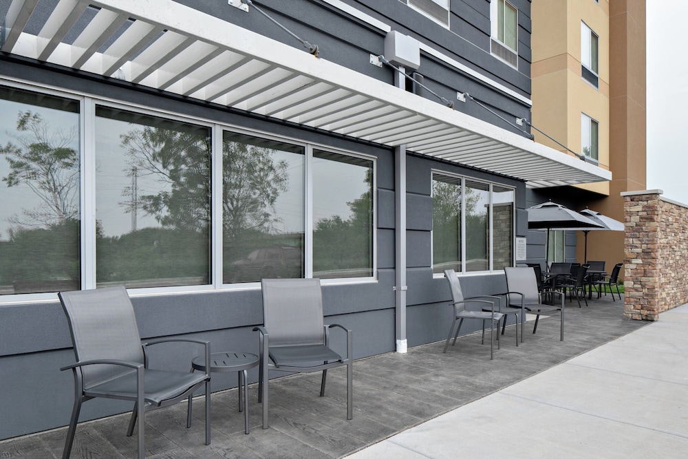 Fairfield Inn & Suites by Marriott Lake Geneva - photo 21