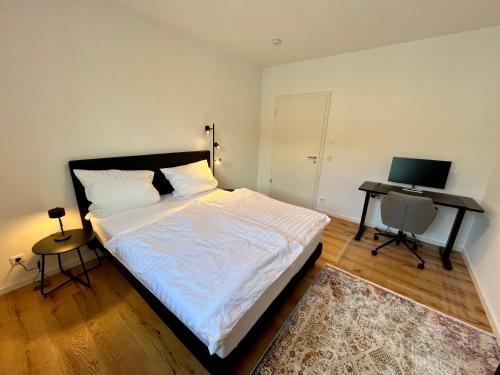 Workplace Apt 27inch Screen for 2 or 4 Kitchen — Offenbach — photo 4